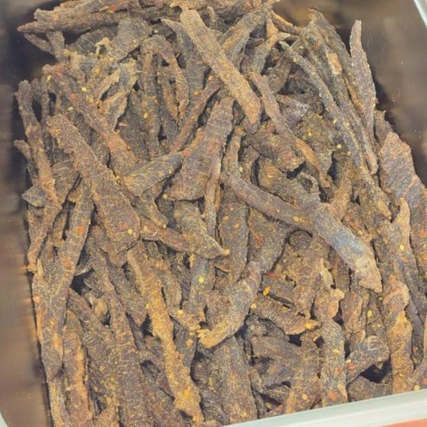 Chilli biltong sticks